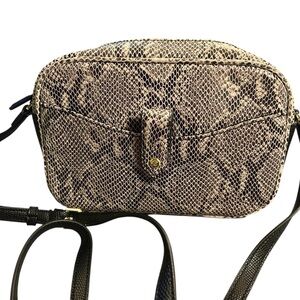 G.I.L.I. Got It. Love It. snakeskin print leather crossbody purse.